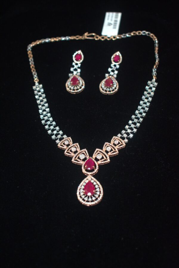 necklace - Image 4