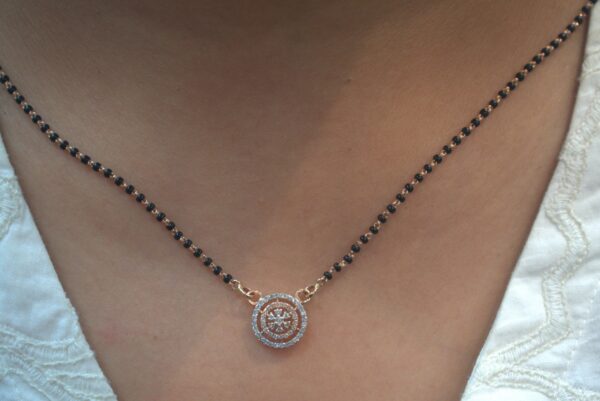 necklace - Image 3